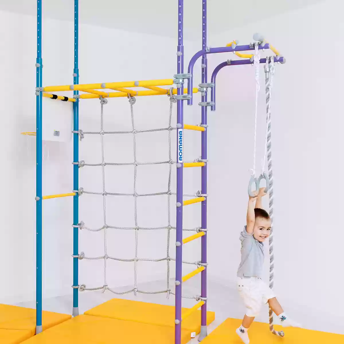 Շվեդական պատ R4 սպիտակ , գունավոր