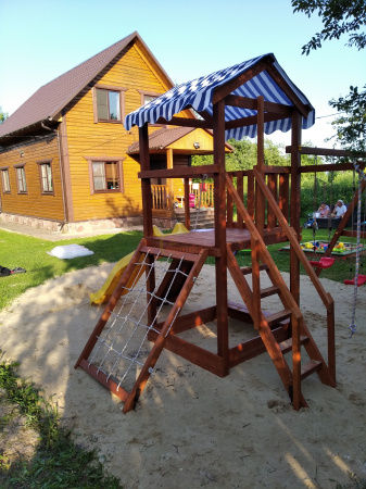 Wooden playground Hit 2