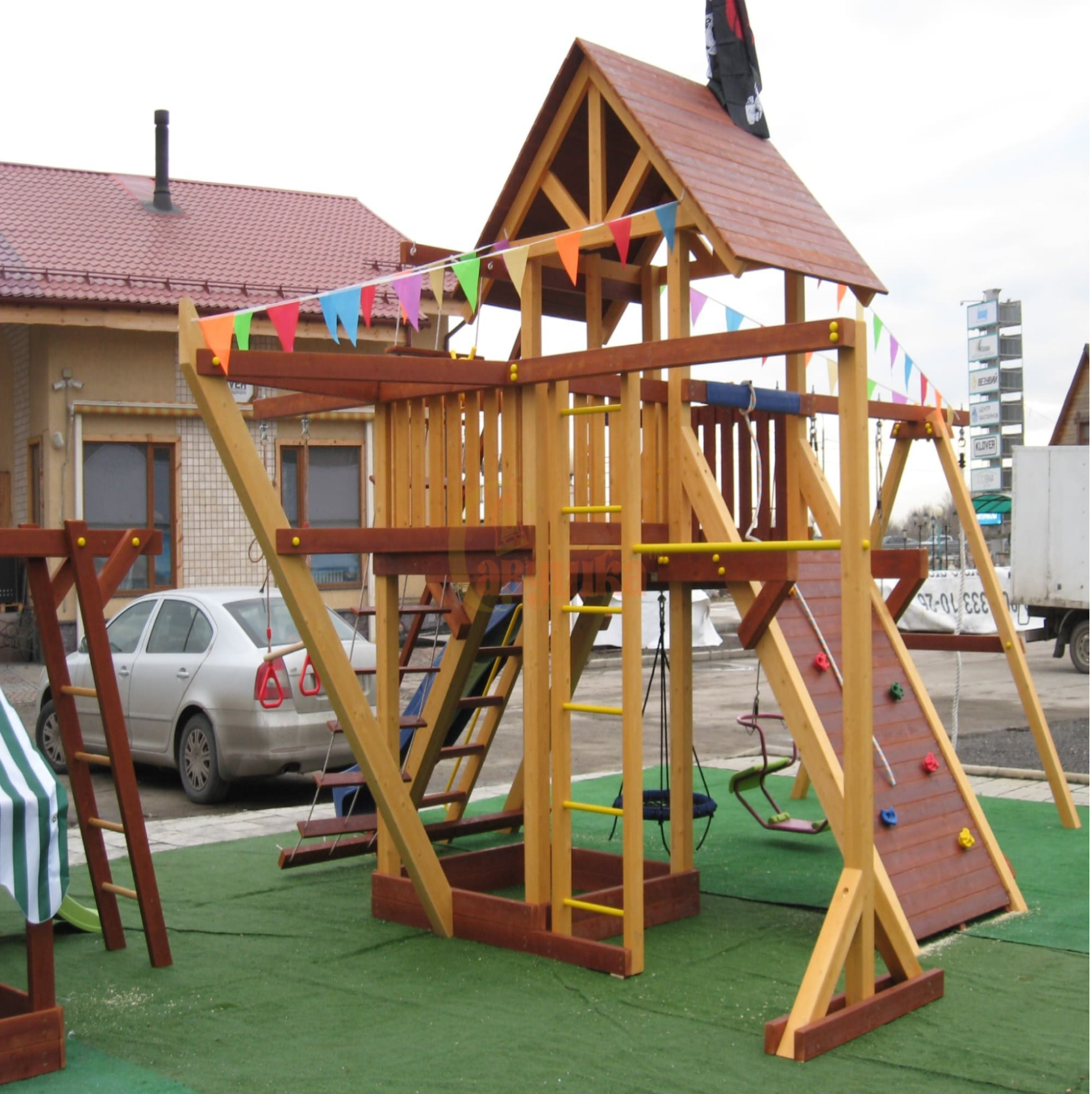 Wooden playground  Luxe 6