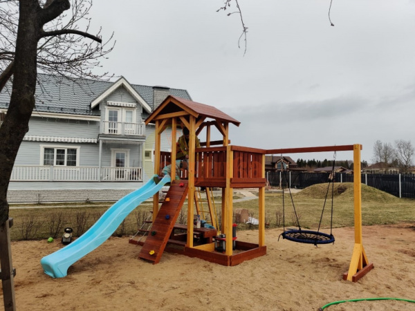 Wooden playground  14