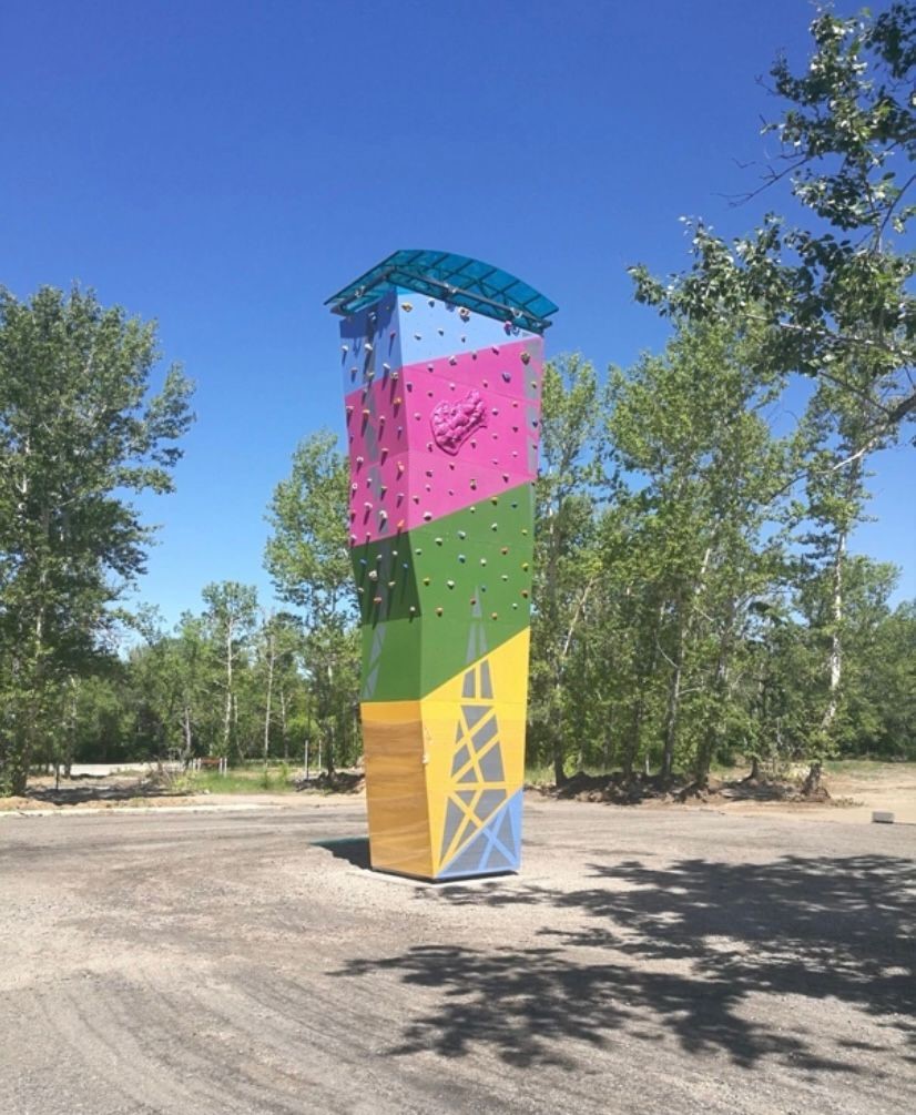 Climbing wall 