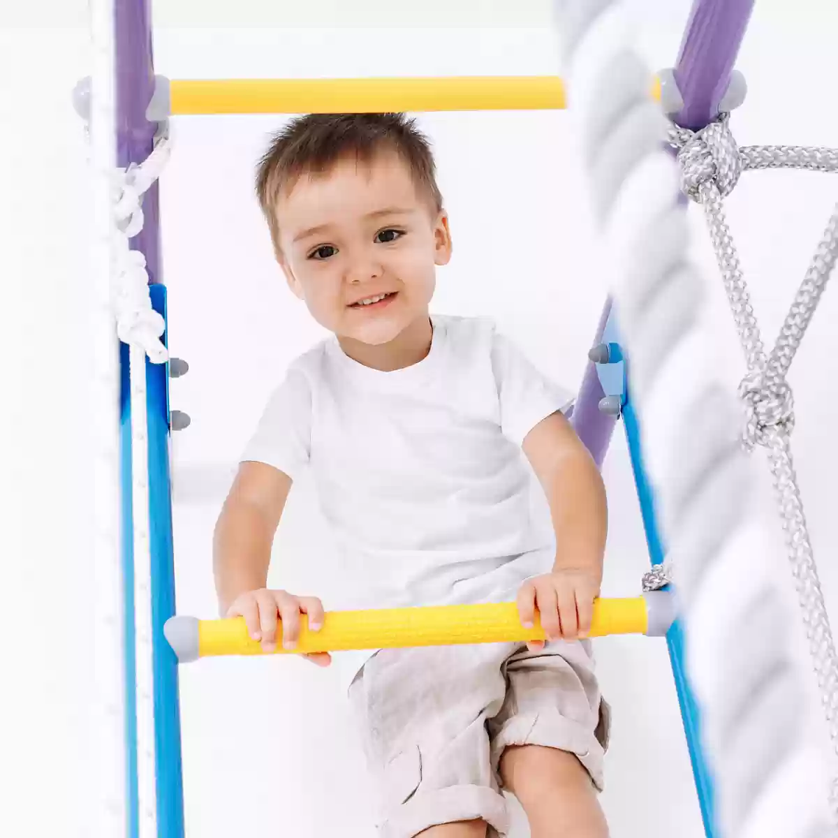 Romana S4 շվեդական պատ սպիտակ, գունավոր, մոխրագույն