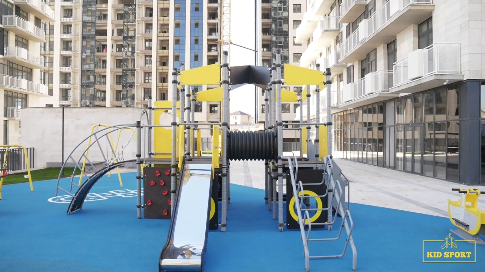 Լույսեր բնակելի թաղամասի խաղային համալիրները