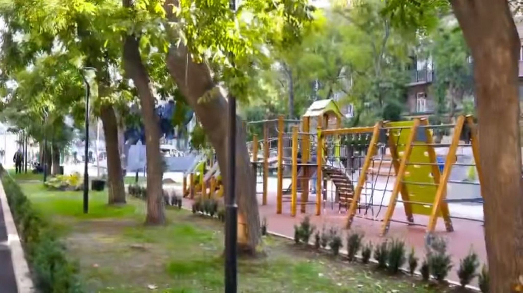 Մերգելյանի այգու խաղահրապարակը