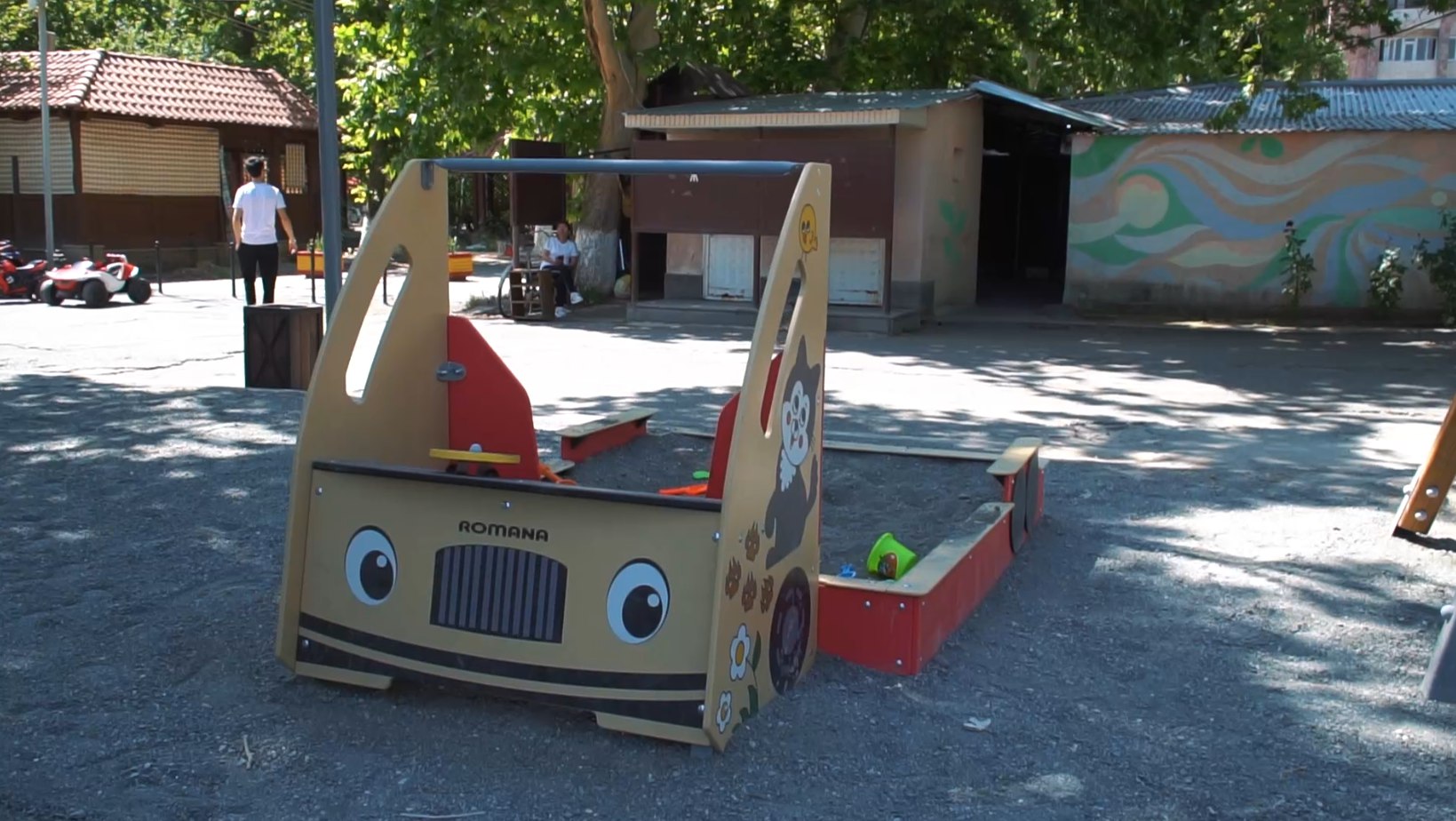 Կիրովի այգու խաղահրապարակը