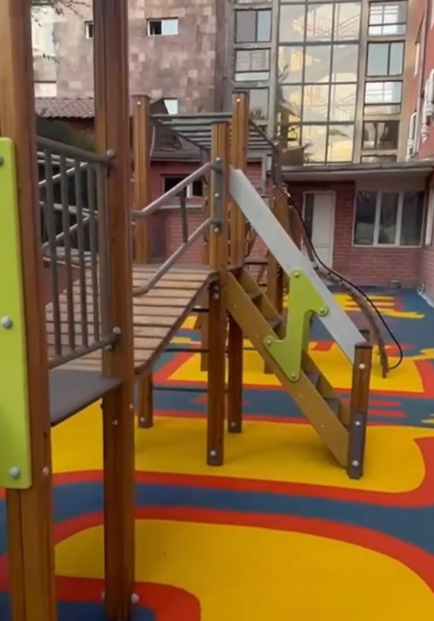 Եվրոպական մանկապարտեզի խաղահրապարակը