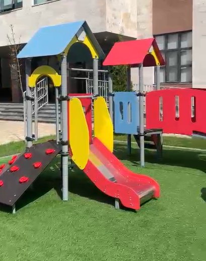 Գազպրոմ արմենիա մանկապարտեզի խաղահրապարակը