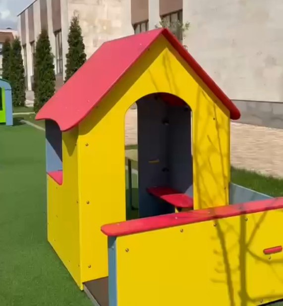 Գազպրոմ արմենիա մանկապարտեզի խաղահրապարակը