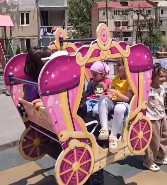 Քաջարանի բակունց փողոցի բակը վերակառուցված է