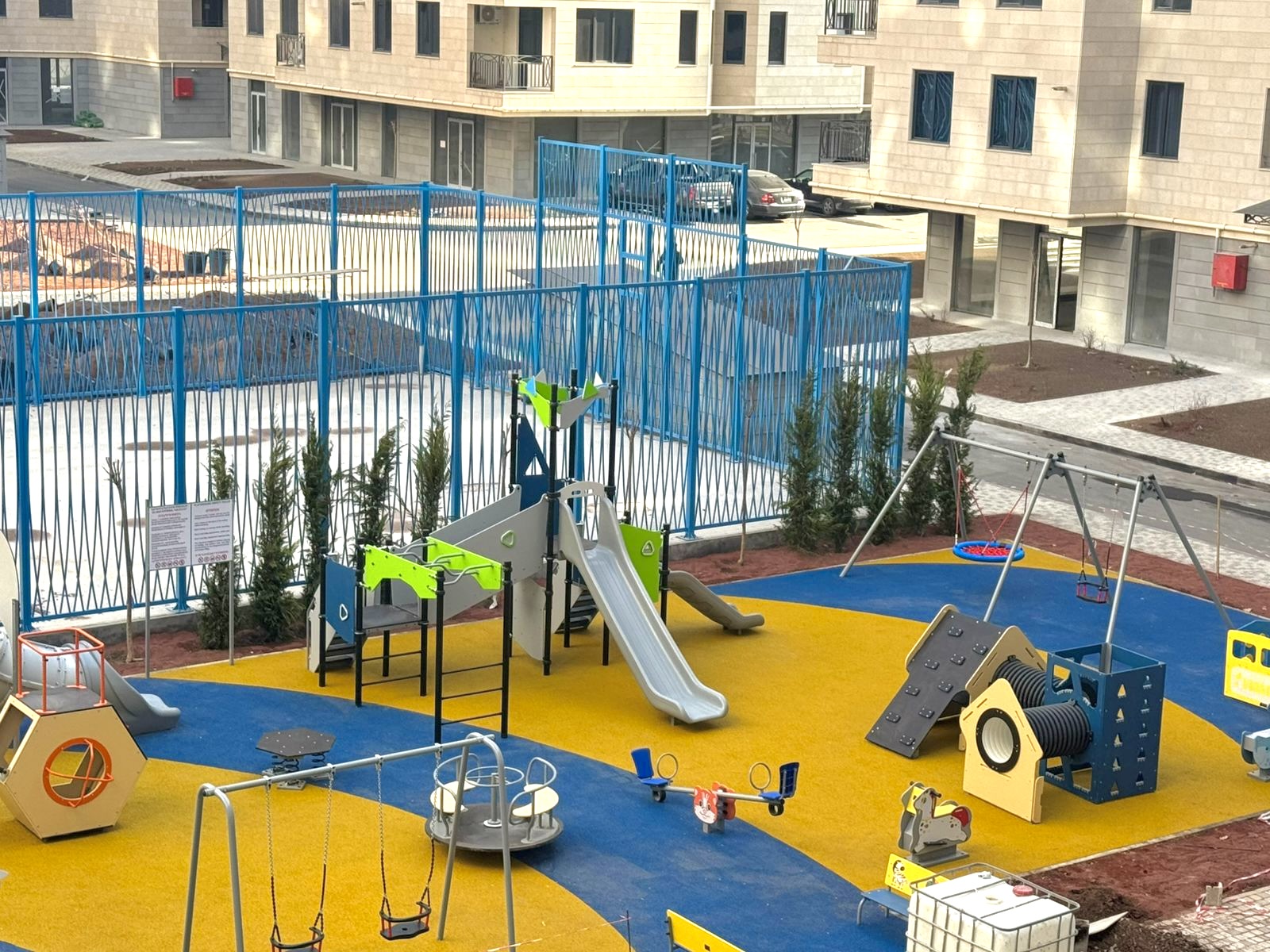 Komitas park բնակելի համալիրի խաղահրապարակը