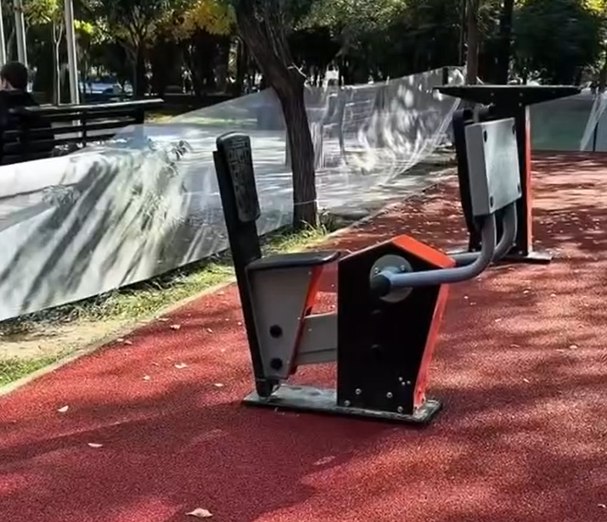 Բուենոս այրես այգու մարզասարքերը