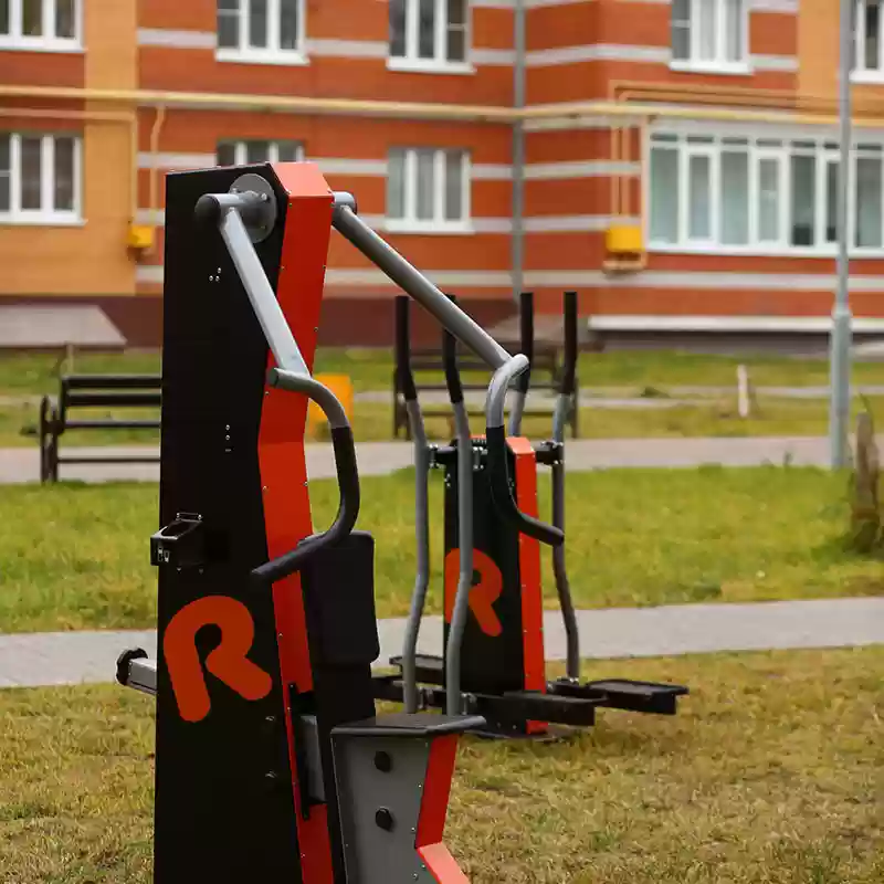 Բակային մարզասարքեր Romana 207.19.10՝ Կրծքավանդակից մարզում 