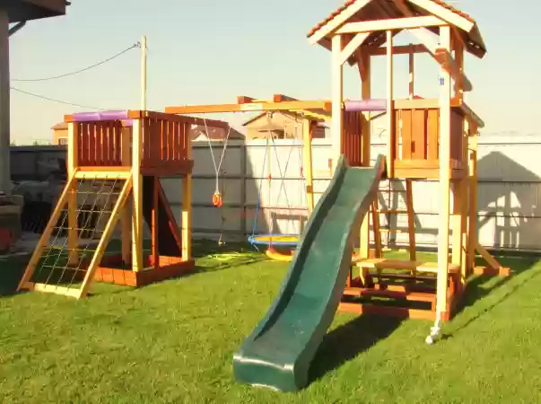 Փայտյա խաղահրապարակ  17