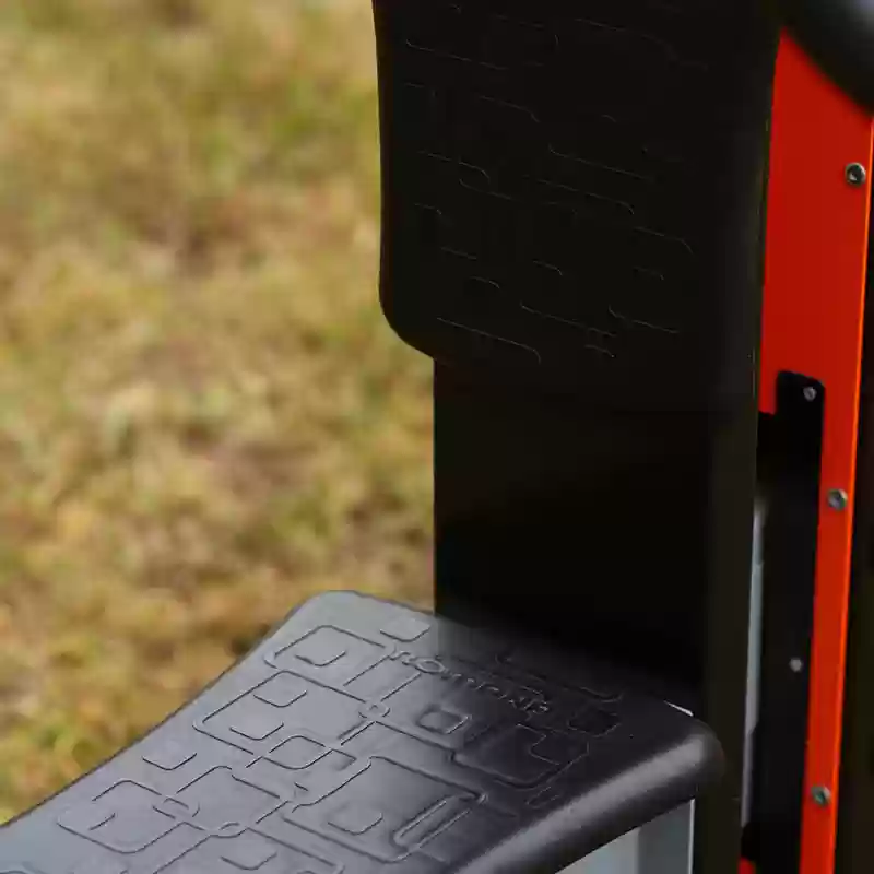 Romana բակային մարզասարք Ձգում վերևից 207.35.10