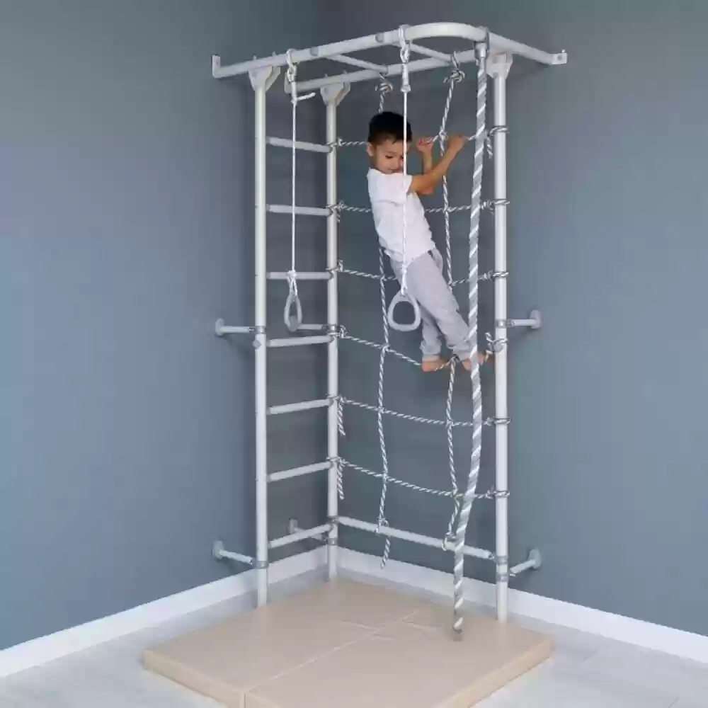 Շվեդական պատեր, Խաղասենյակի սարքավորումներ