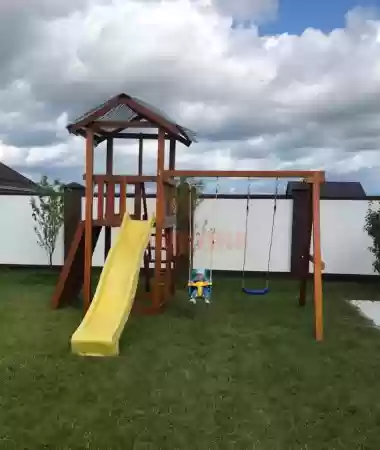 Փայտյա խաղահրապարակ Classic