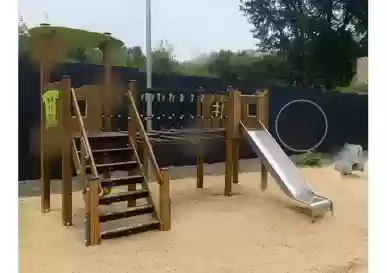 Մետաղական խաղահրապարակ  