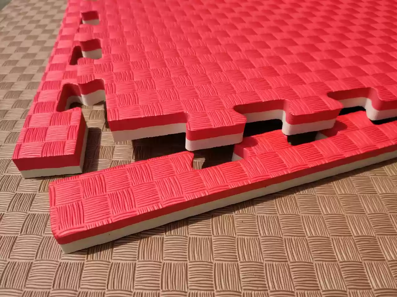 Փափուկ հատակ EVA 20մմ